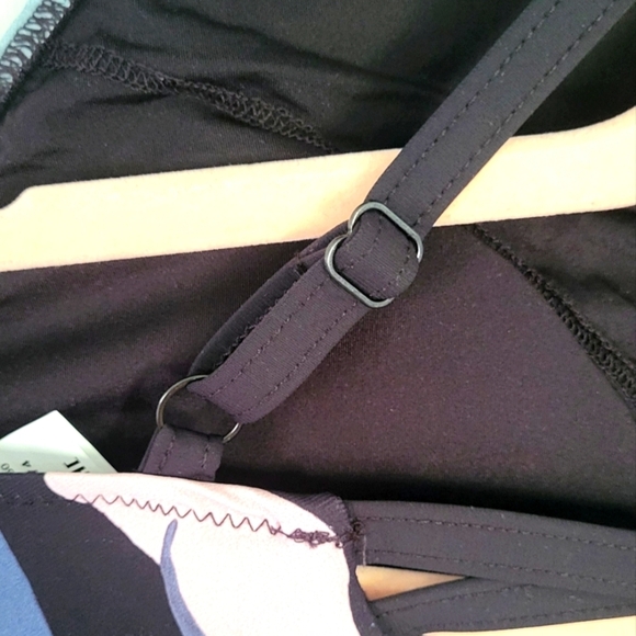 Gottex Racerback Strappy Back High Neck Bikini Top - Picture 5 of 8